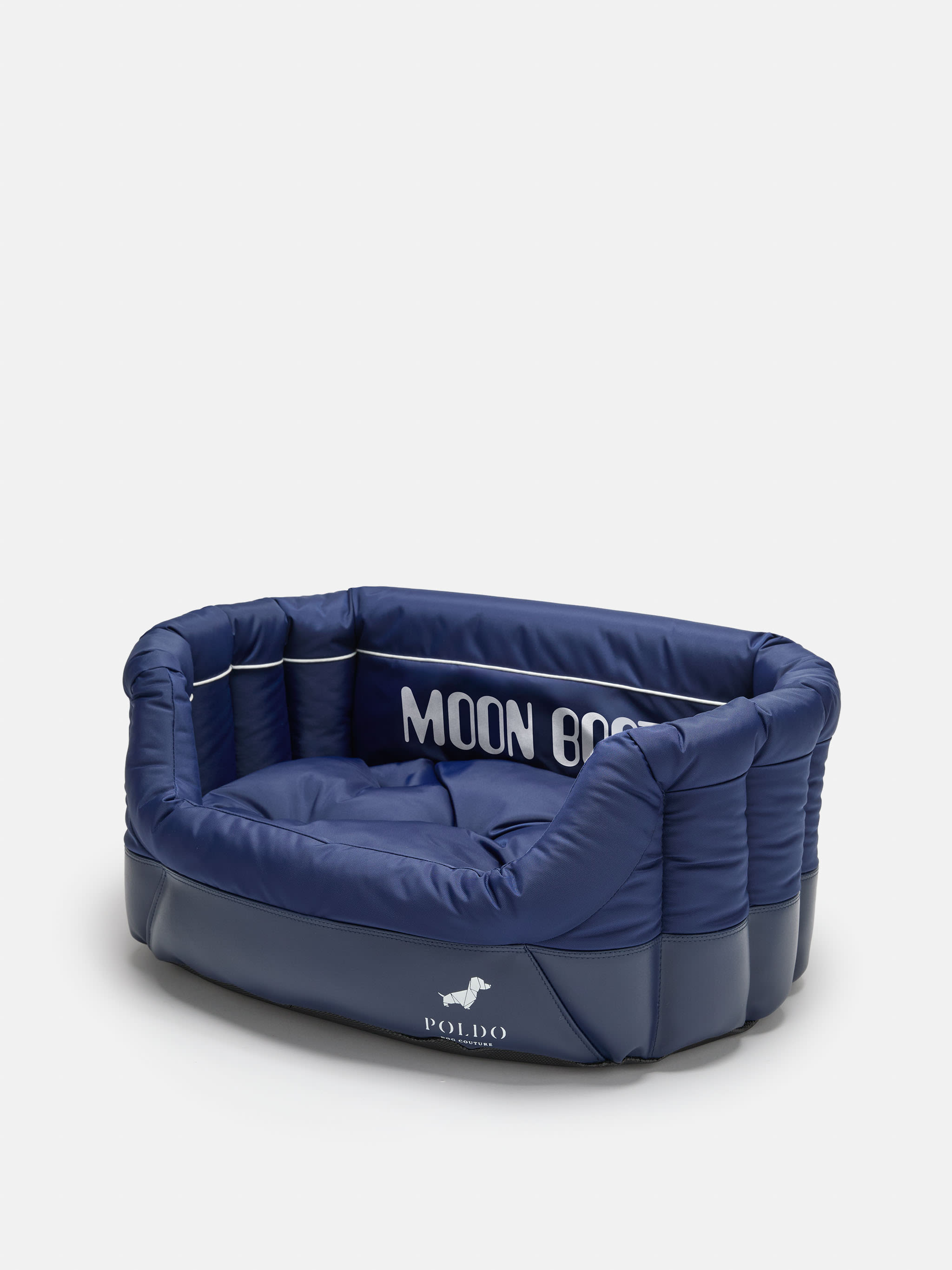 MOON BOOT X POLDO DOG COUTURE BLUE PADDED DOG BED image number 2