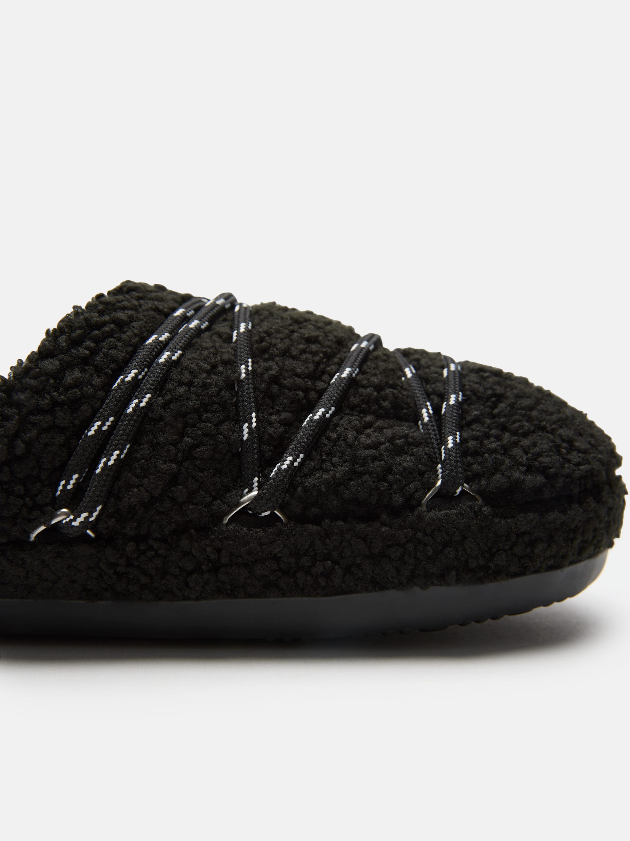 TEDDY SLIPPER BLACK image number 2