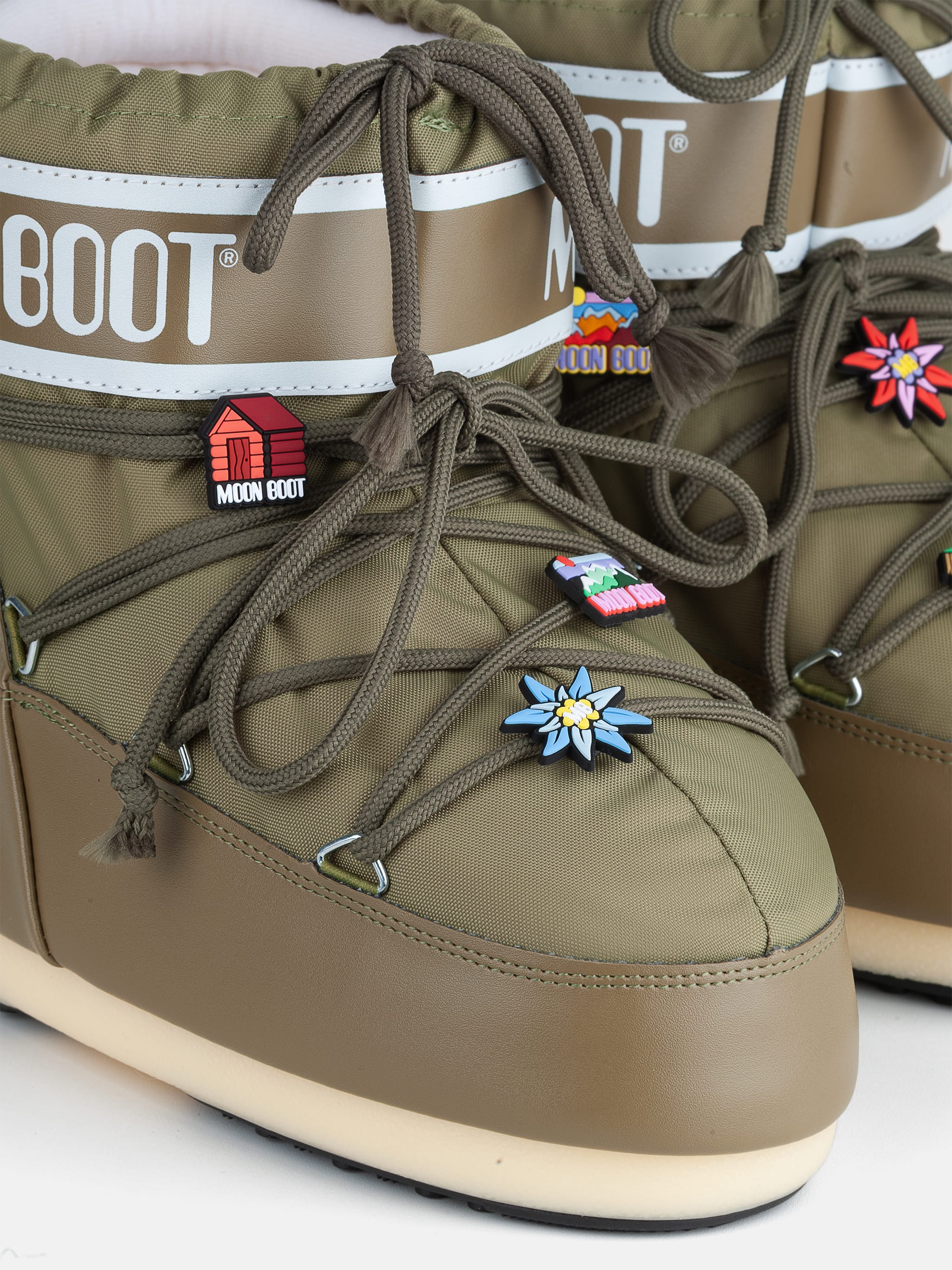 SHOE CHARM SET MOUNTAIN