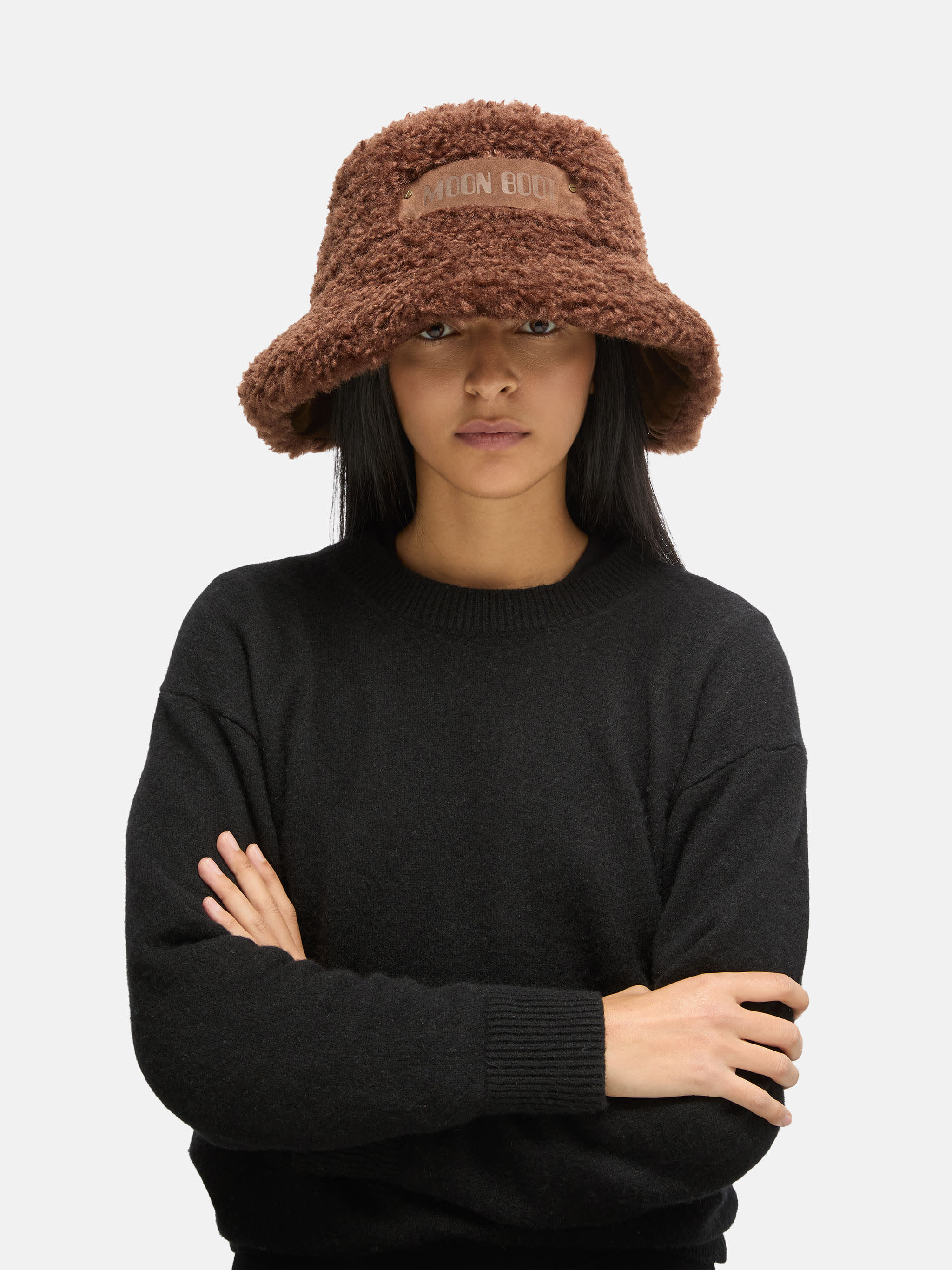 BROWN FURRY BUCKET HAT image number 0