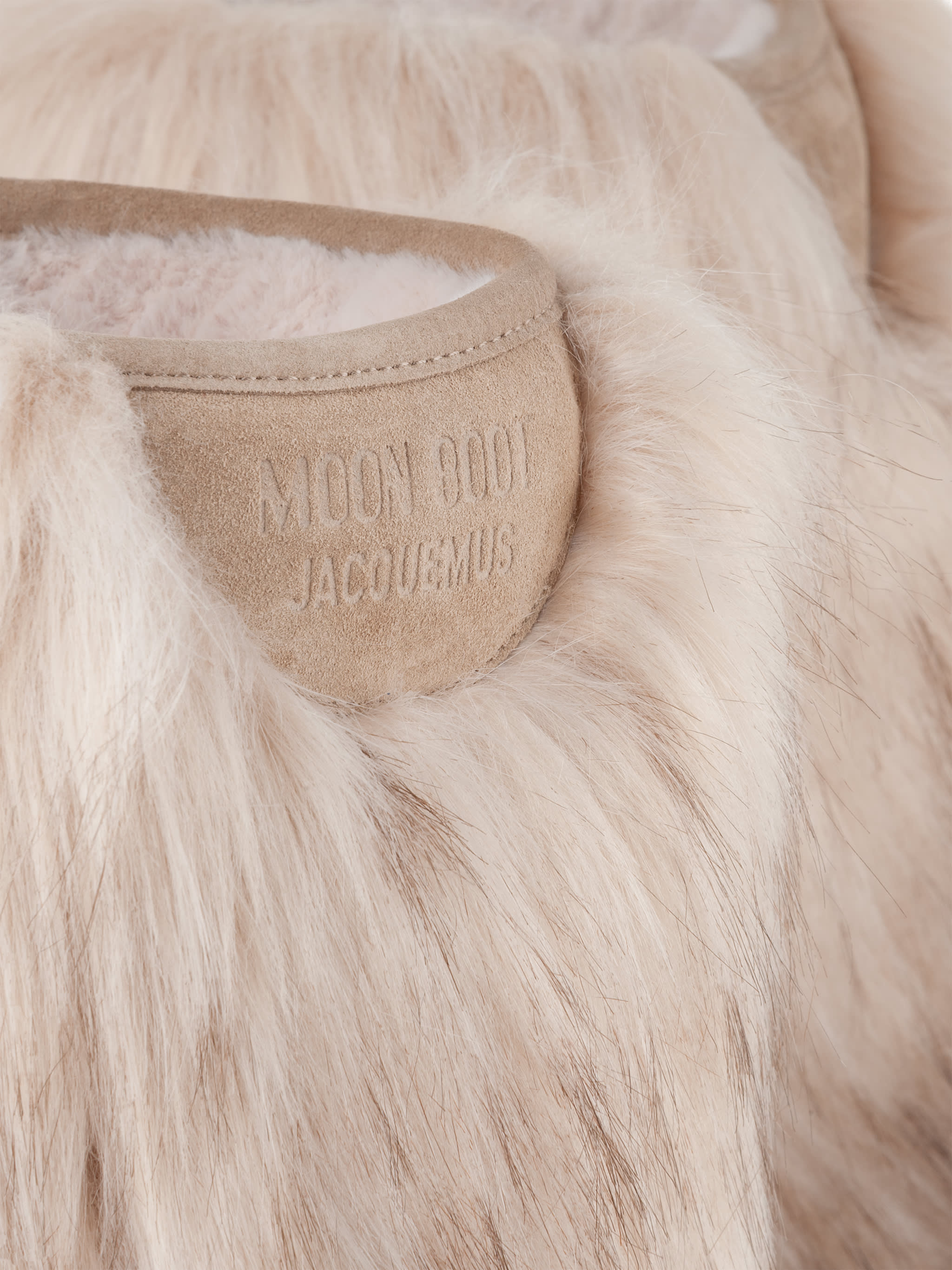 Jacquemus + Moon Boot ICON YETI MID CREAM BOOTS | Moon Boot®