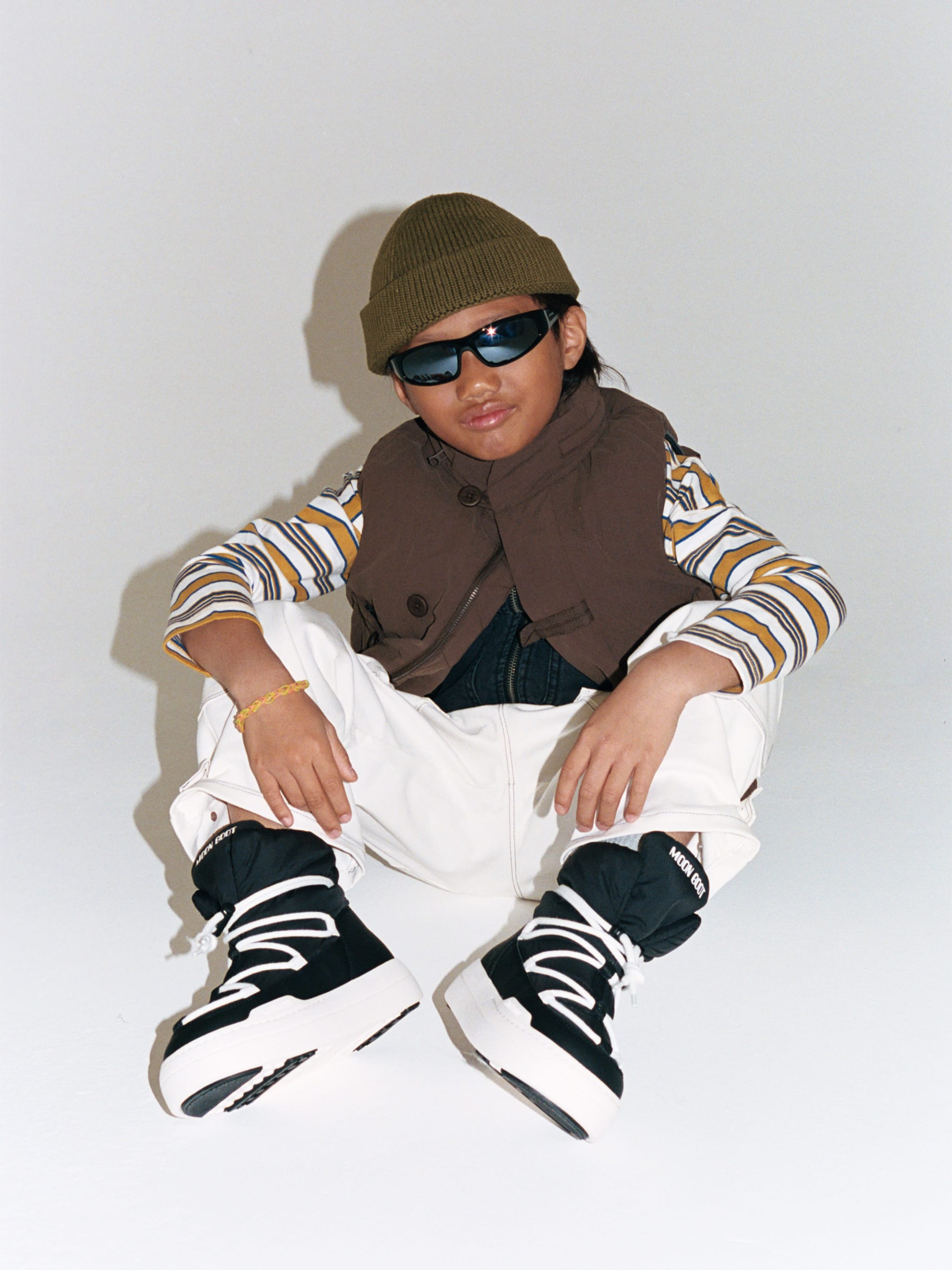 JUNIOR PARK BLACK LACE MID BOOTS image number 4