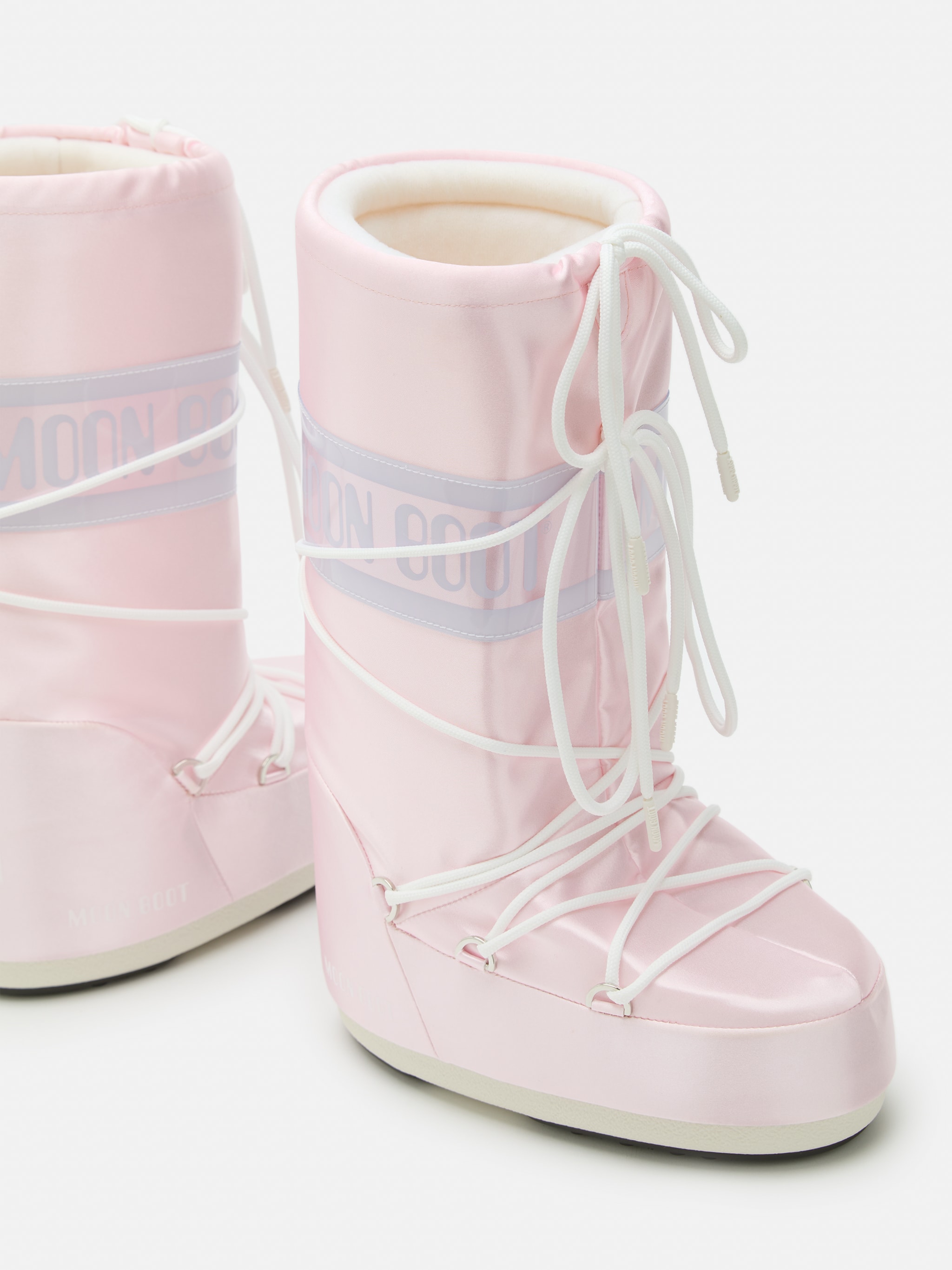 ICON ROSE PEARLY BOOTS image number 3