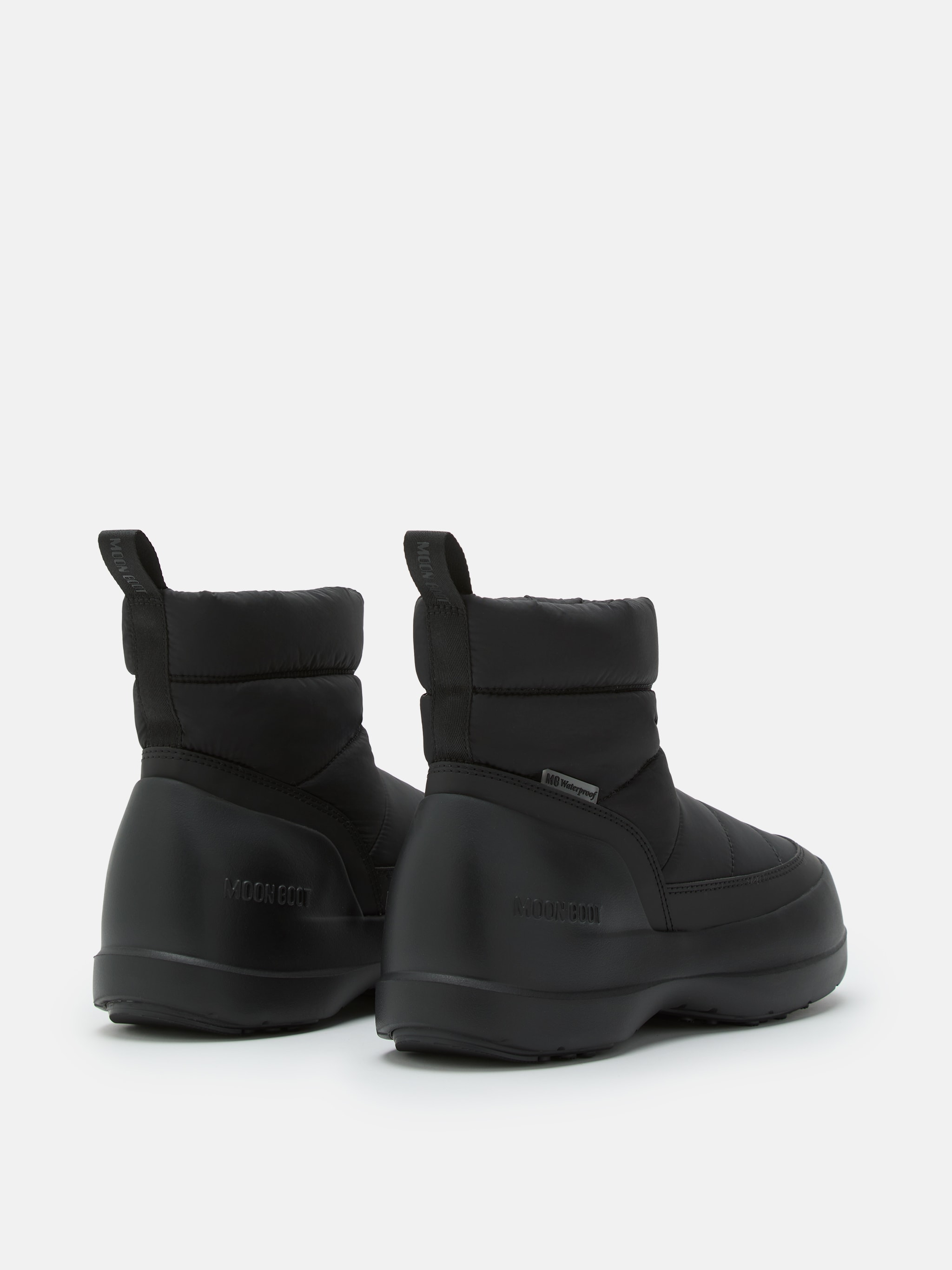 MEZZALUNA PUFFY BLACK BOOTS