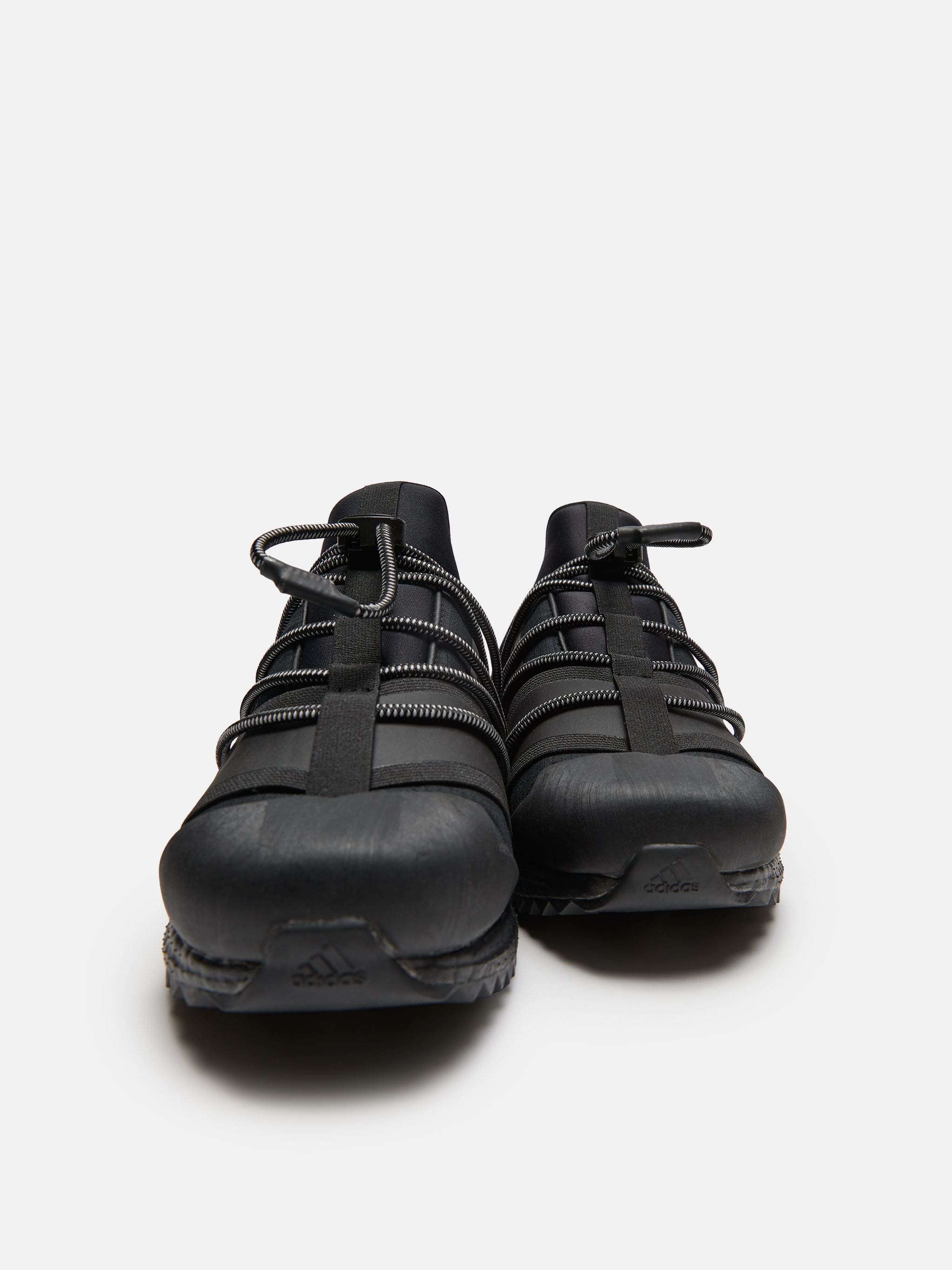 ADIDAS X MOON BOOT BLACK ULTRABOOST 1.0 LOW-TOP SNEAKERS image number 3
