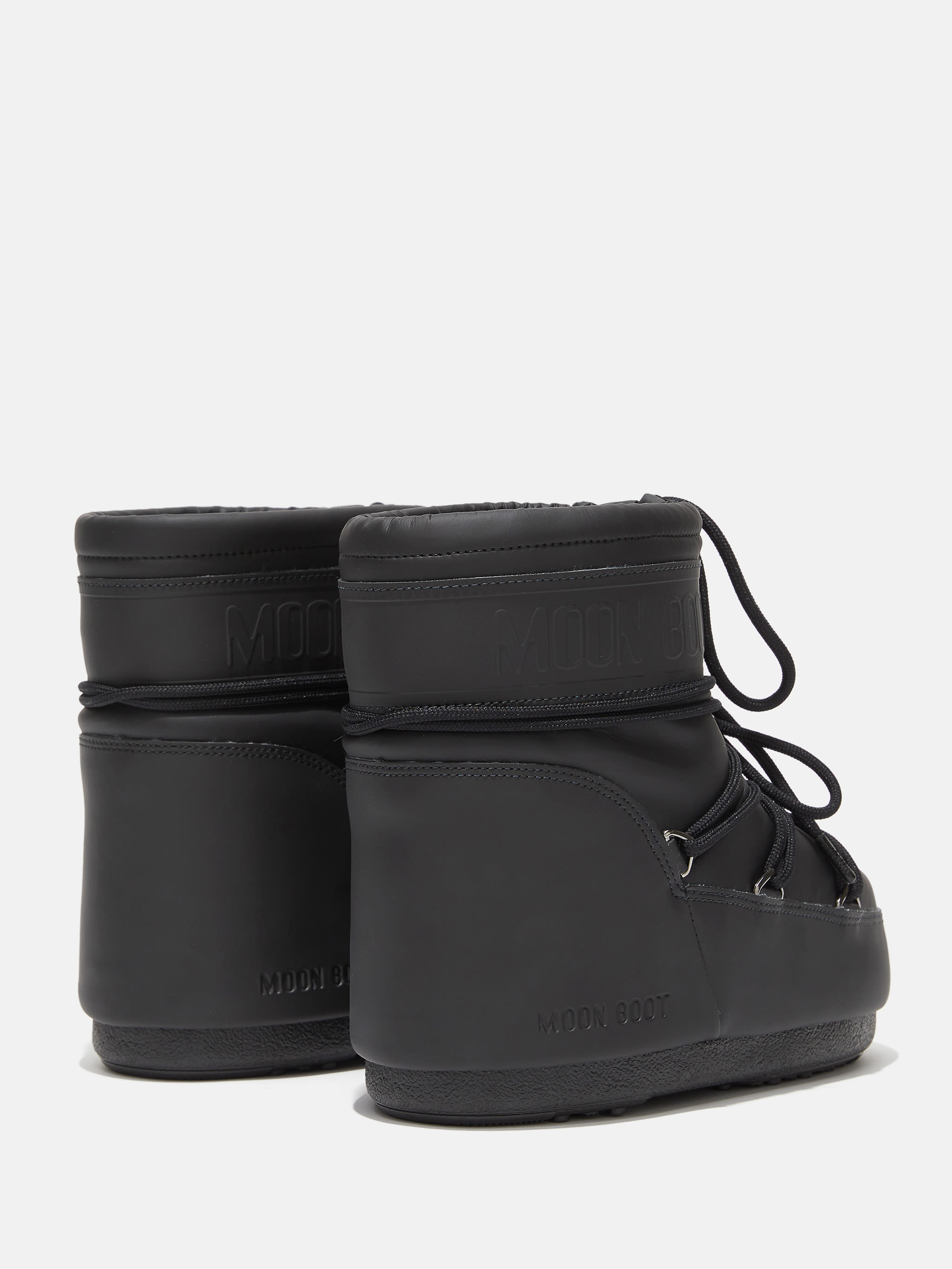 MOON BOOT Icon Low PVC  boots　ムーンブーツ ICON LOW BLACK RUBBER BOOTS | Moon Boot®