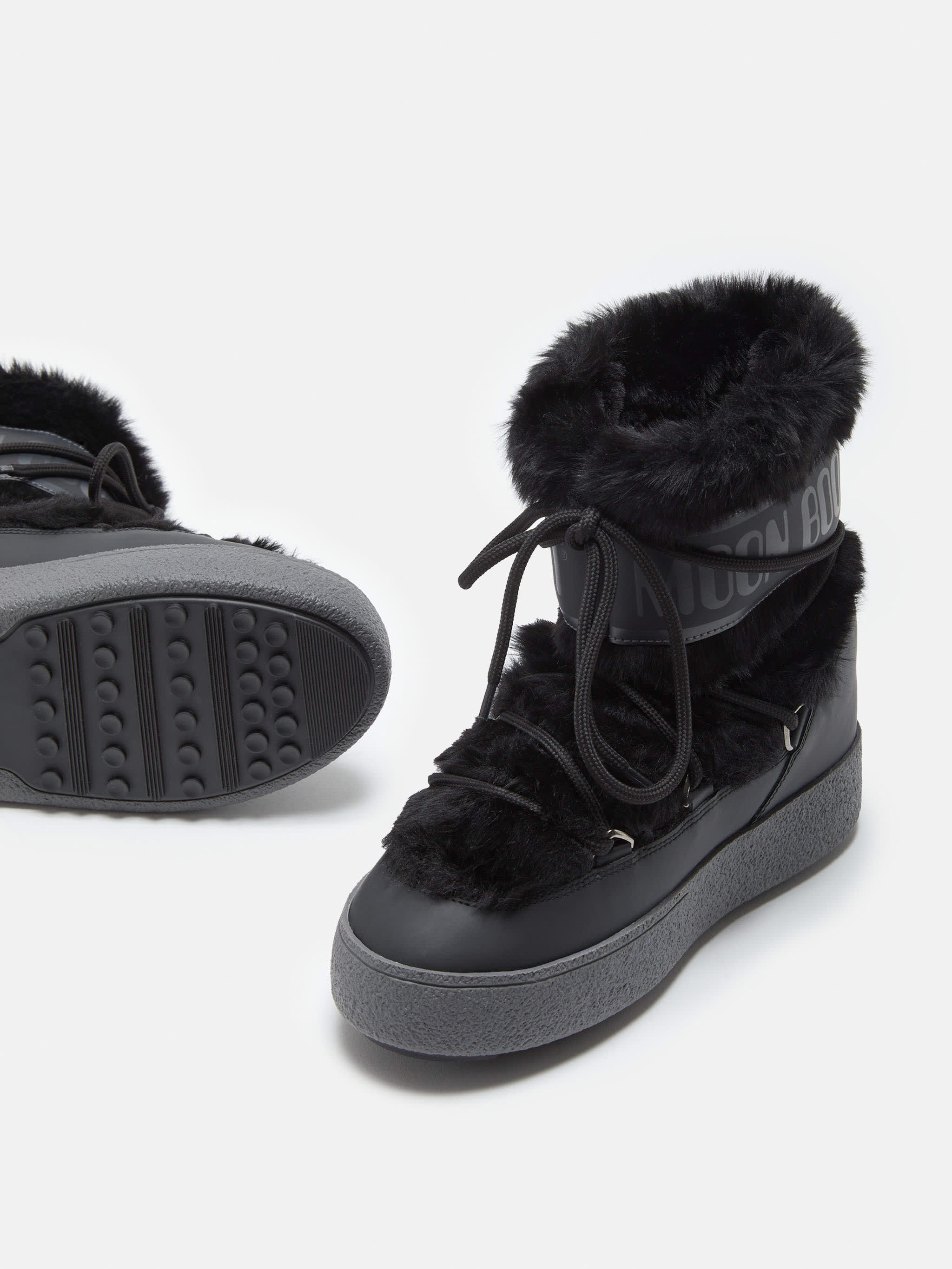 LTRACK LOW BLACK FAUX-FUR BOOTS | Moon Boot®