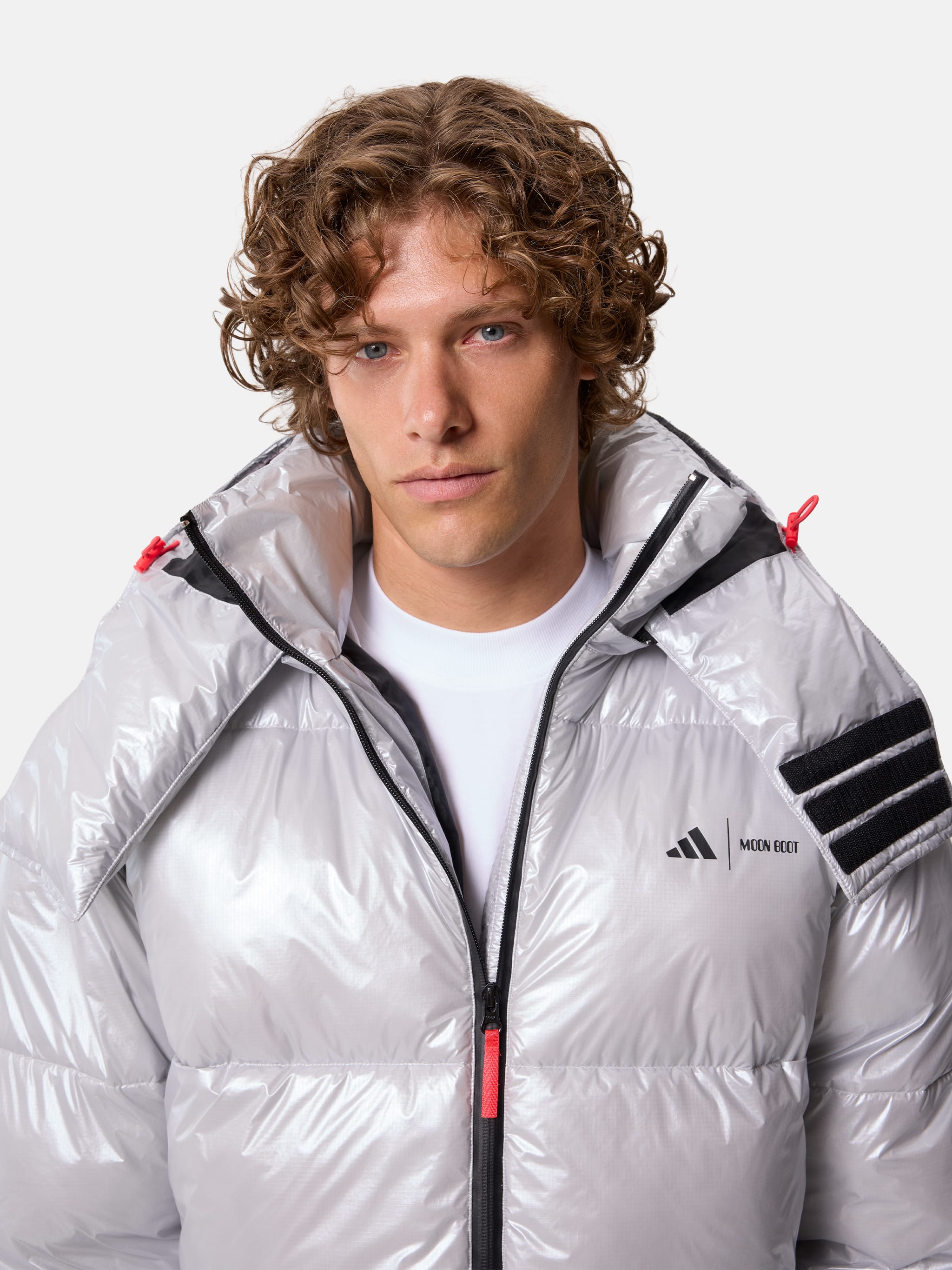 ADIDAS X MOON BOOT SILVER PUFFER JACKET image number 0